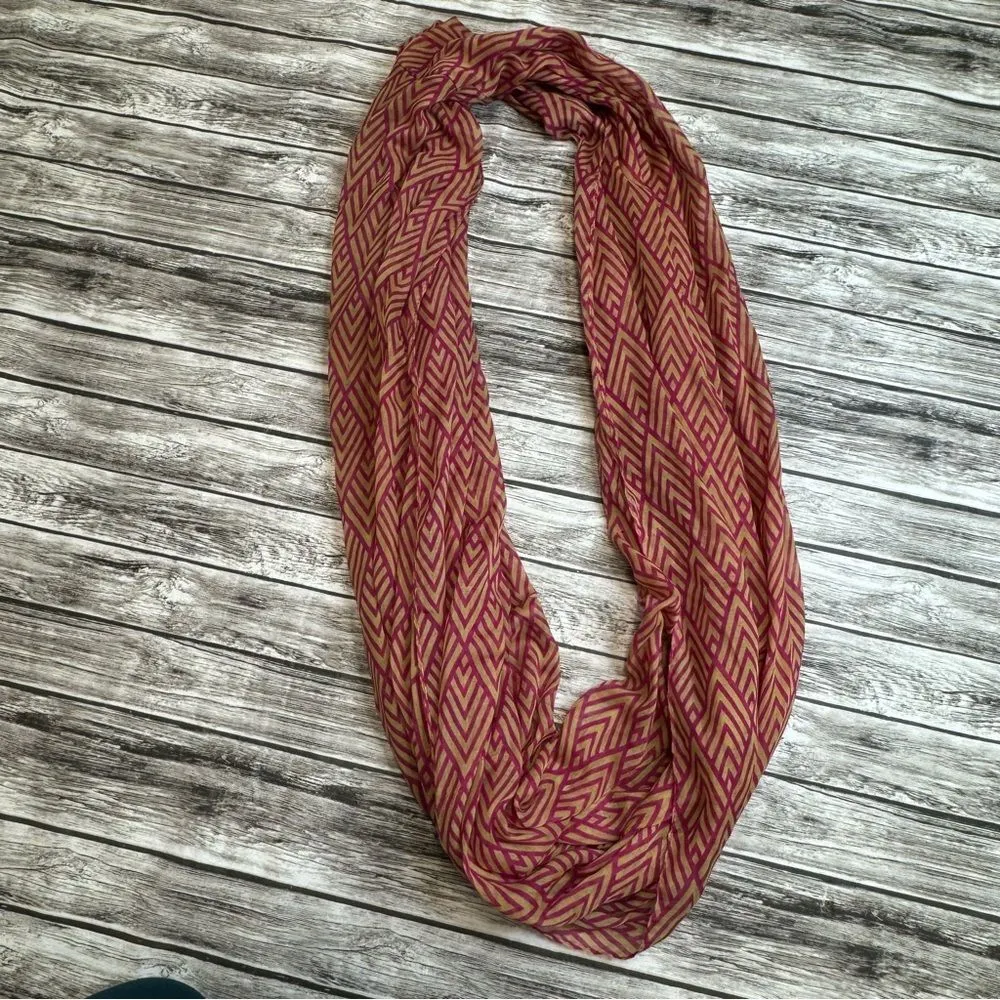 Unbranded Women's Lightweight Geometric Infinity Neck Scarf Magenta Pink Brown - Image 2