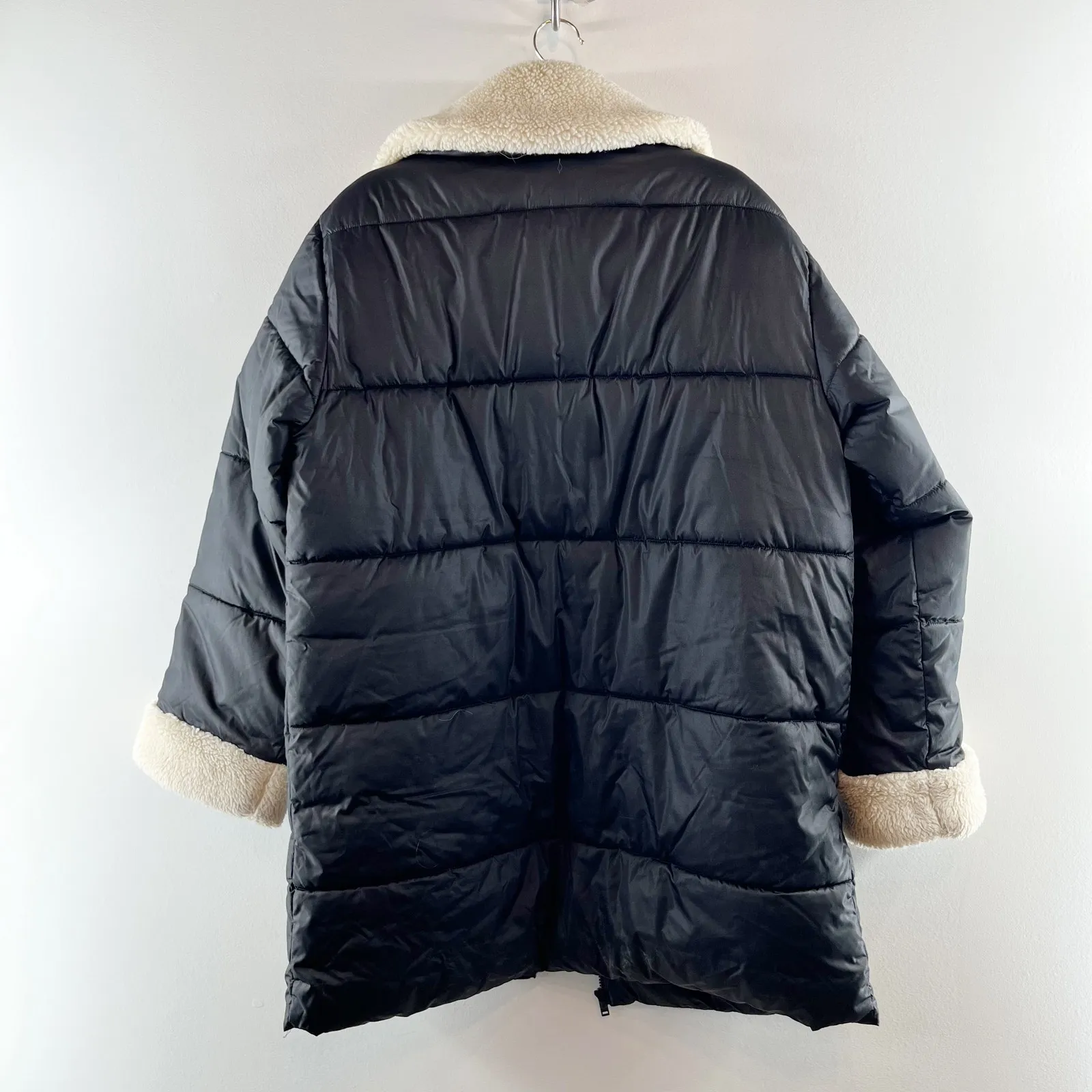 GAP Relaxed Cold Control Long Sherpa Puffer Coat Jacket Black Large - Image 4