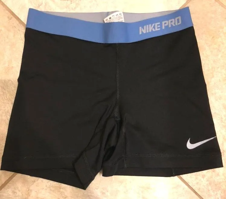 Nike Pros - Image 2