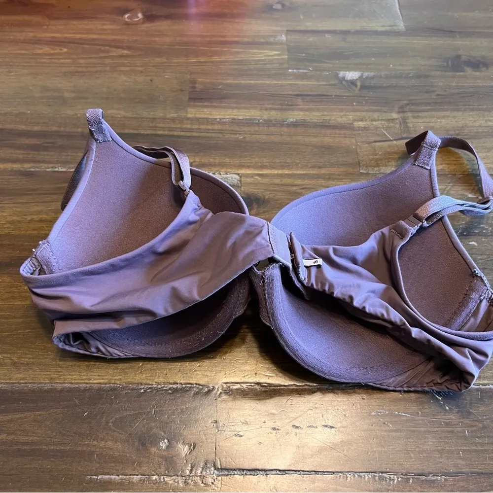 Victoria's Secret T-Shirt Push Up Full Coverage Bra Wired 34B - Image 3