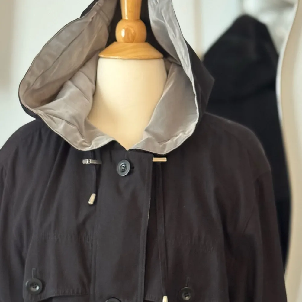 Gallery Black Hooded Utility Jacket with Cinched Adjustable Waist - Image 6