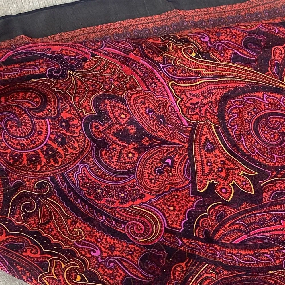 Vintage 90s Dana Buchman 100% Silk Square Scarf Red Paisley Hand Rolled - Image 2