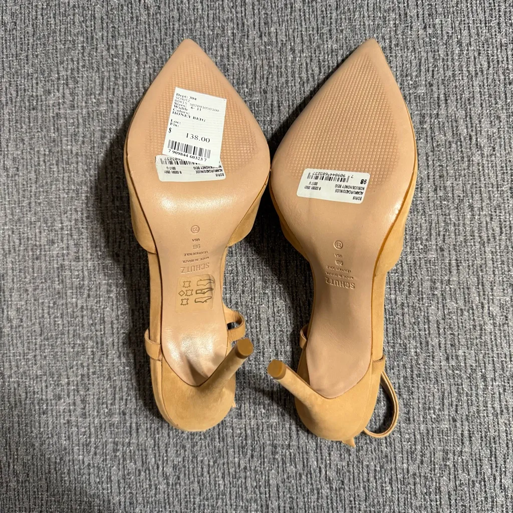 Schutz Boris Nubuck Pump - Image 11