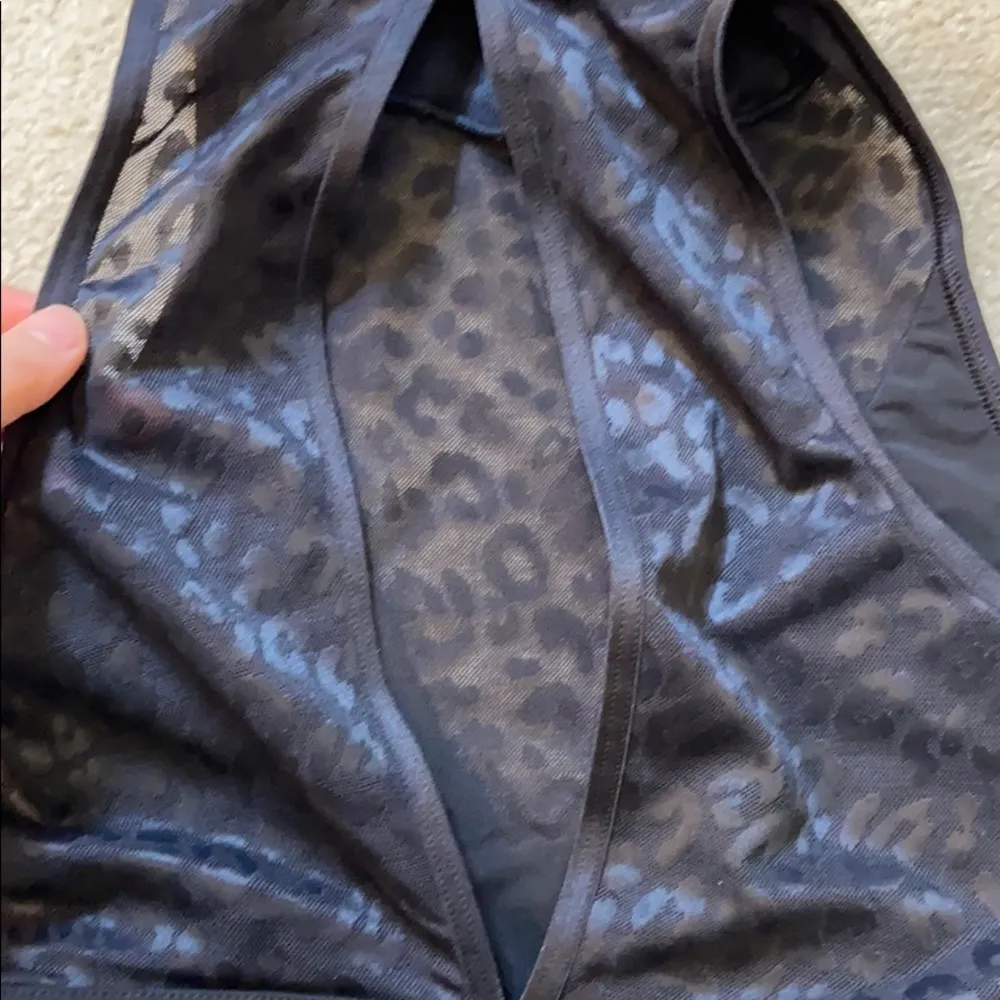 Victoria secret performance top. Xs - Image 7