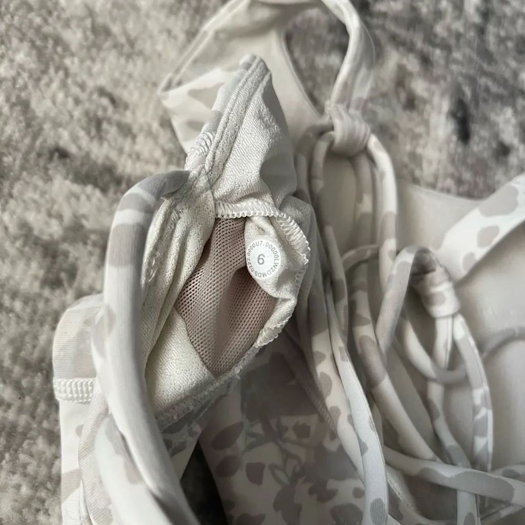 Lululemon Free to Be High-Neck Longline Bra - Image 3