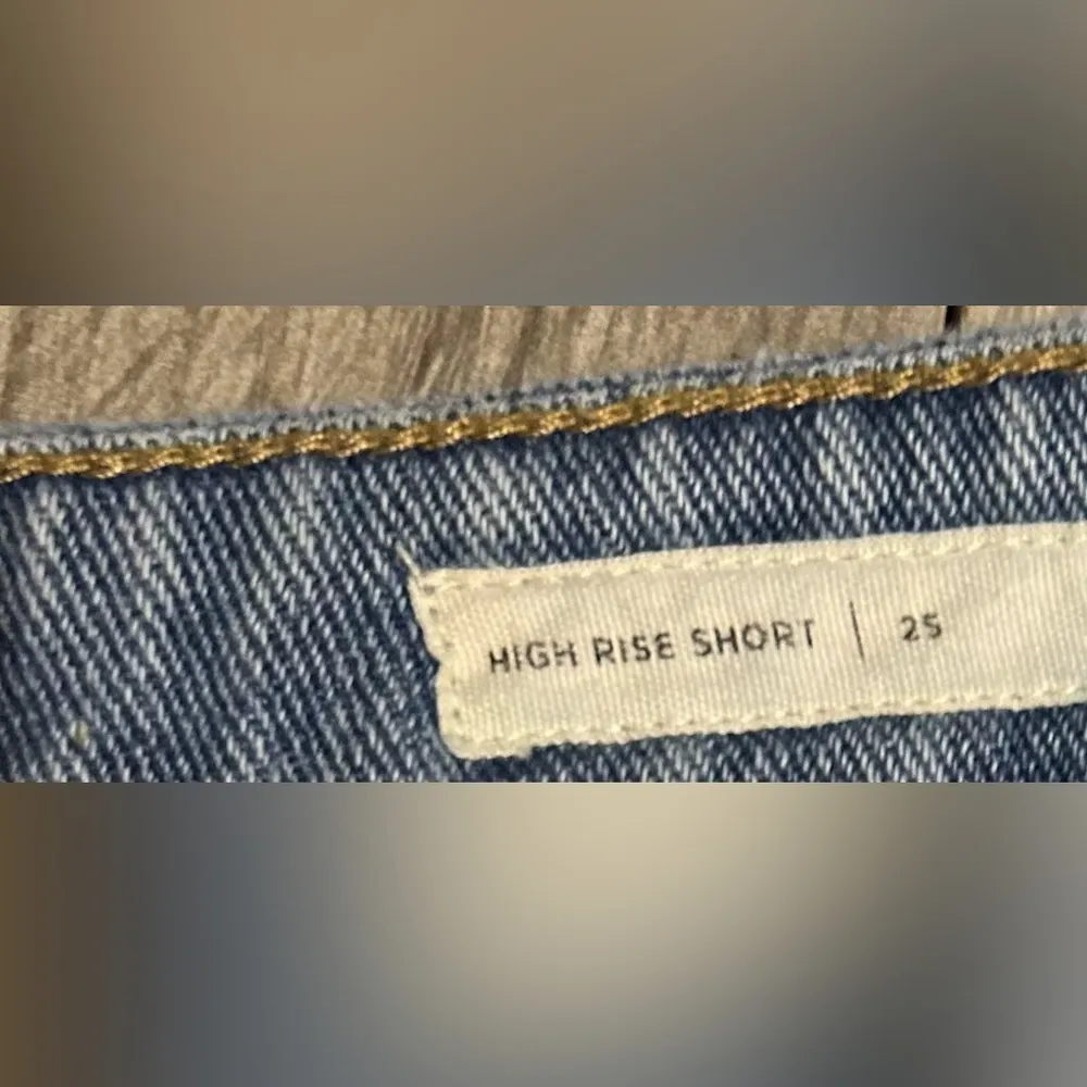 PacSun Blue and Yellow Jean Shorts with Distressed Details - Image 4