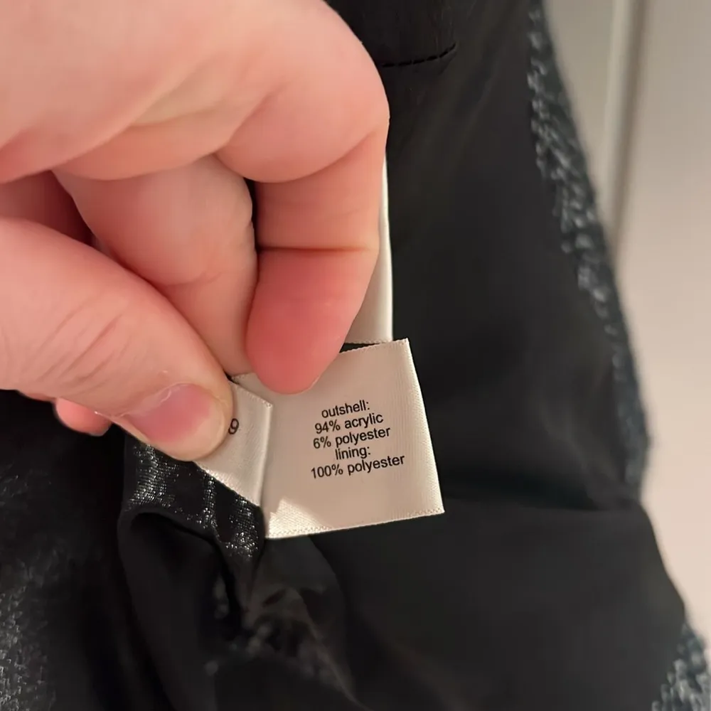 Worn on TV the Limited scandal blazer . Size S - Image 9