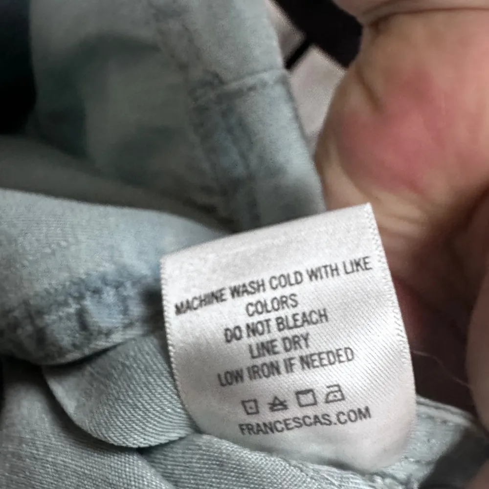 Harper  Short Sleeve Button up Shirt NWT size Medium - Image 3