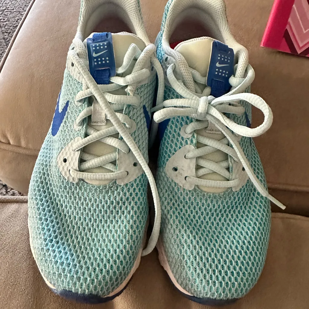 Nike Aqua Sneakers with Blue Logo - Image 4