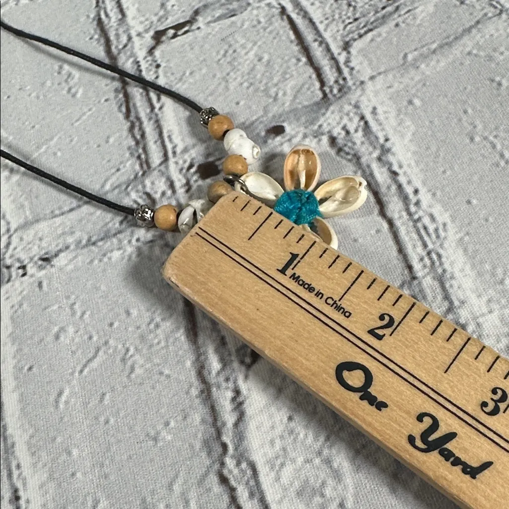 Flower Shell Necklace On Thin Rope Beach Hawaiian Bohemian Necklace 16” Tan - Image 9