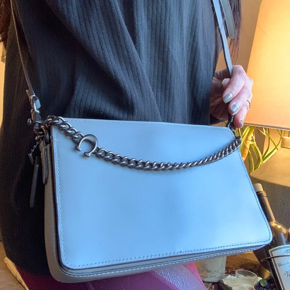 Authentic COACH 1941 Calf leather chain logo zip top Crosby - Image 14