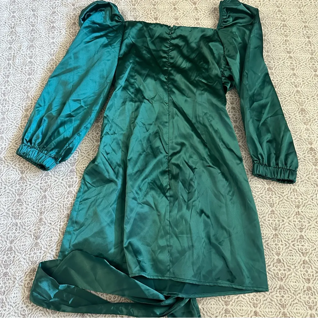 Lucy In The Sky Miley Puff Sleeve Wrap Dress In Hunter Green - Image 6