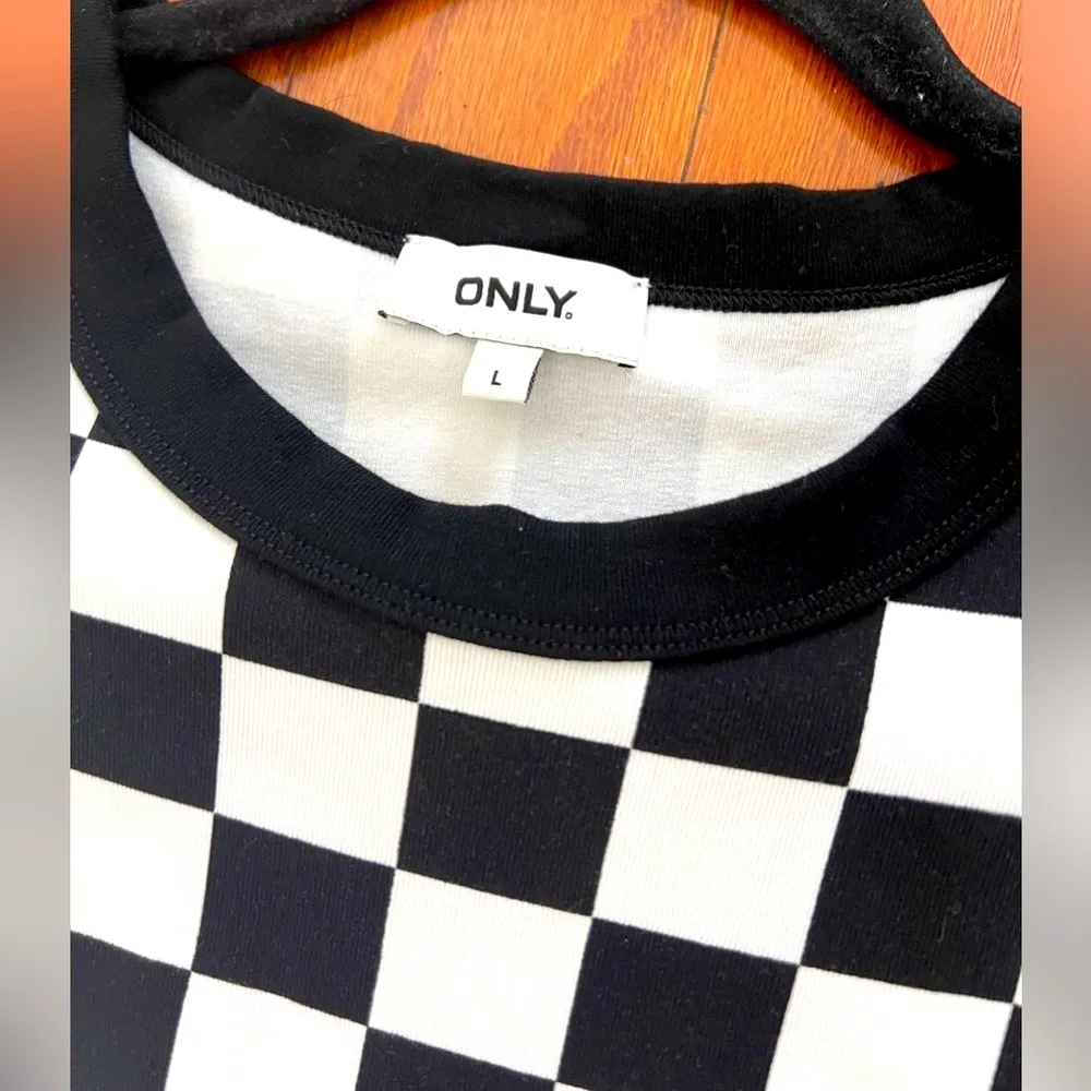 Checkered Tees - Image 6