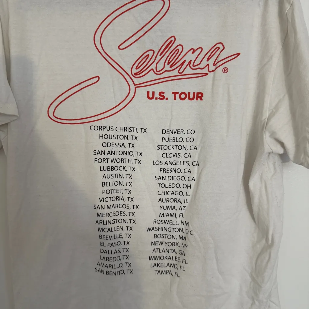 Official Selena Merchandise US Tour Concert White Graphic Women's Tshirt Large - Image 5
