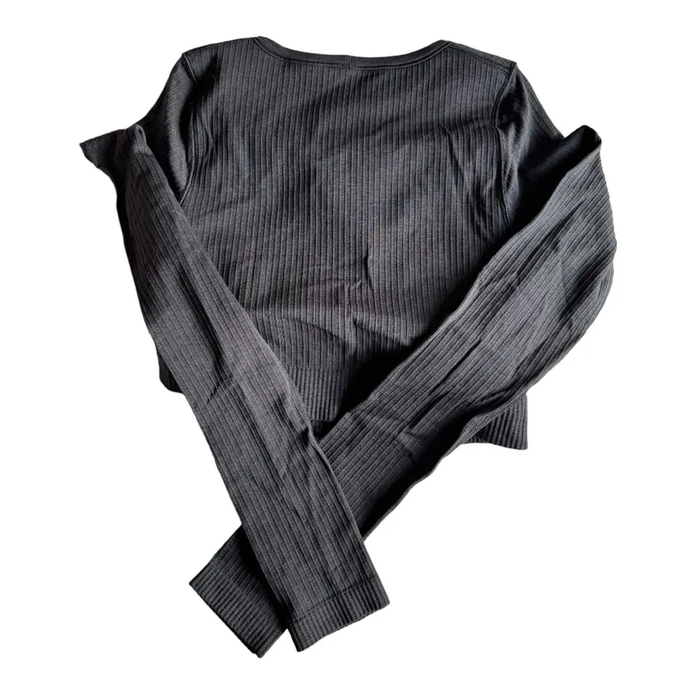 Lululemon Ebb to Street Long Sleeve Shirt Size 4 Rib Map Black / Graphite Grey - Image 3