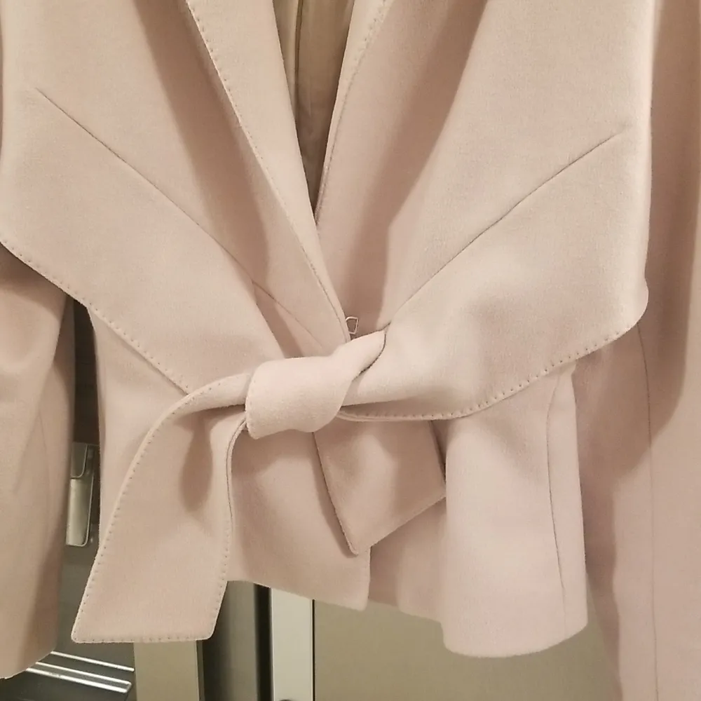 💕STELLA McCARTNEY💕 Wool Cashmere Short Wrap Coat ~ Blush Pink EU 42 - Image 4