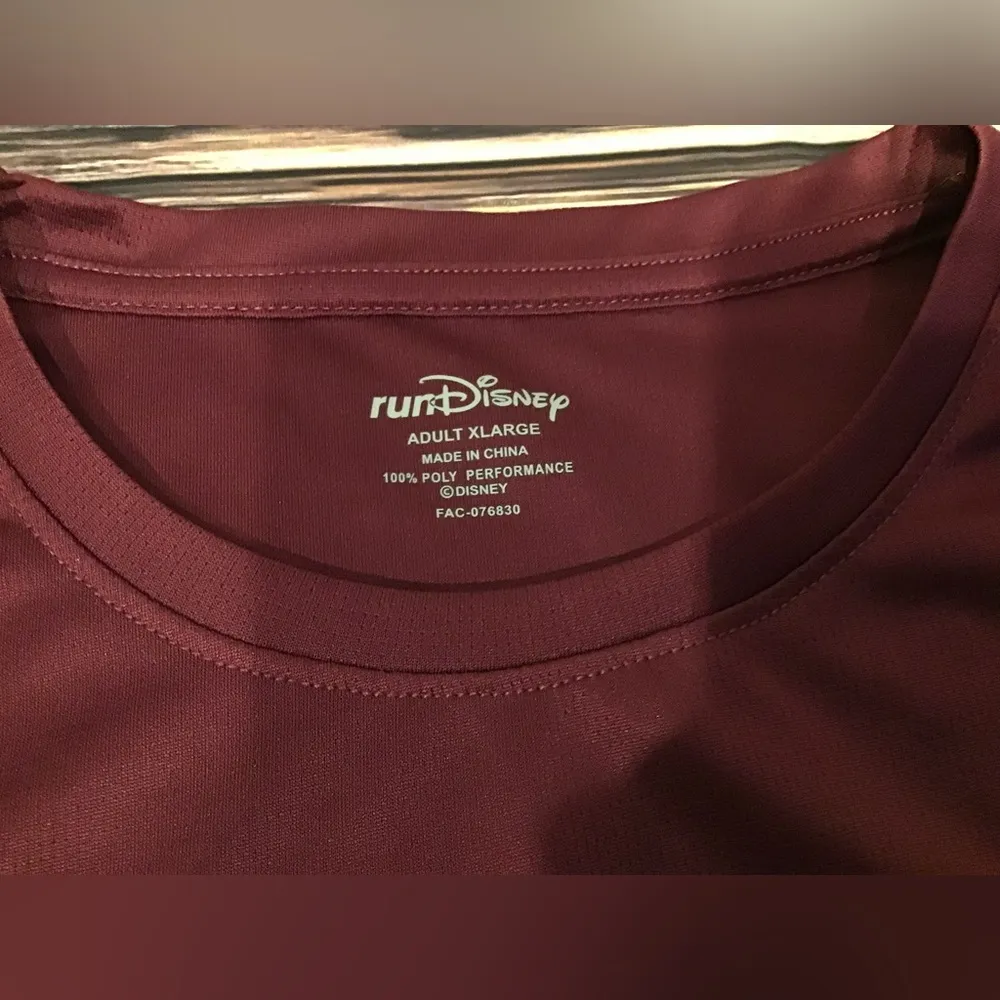 Run disney wickedly delicious wine & dine 10k long sleeve shirt 2020 size XL - Image 5