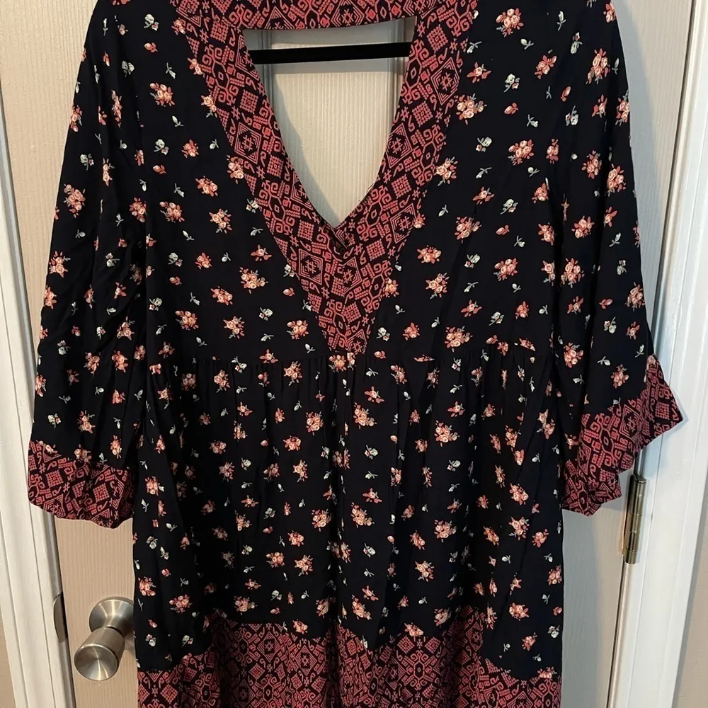 En Crėme Floral Flowy Mini Dress - Image 6