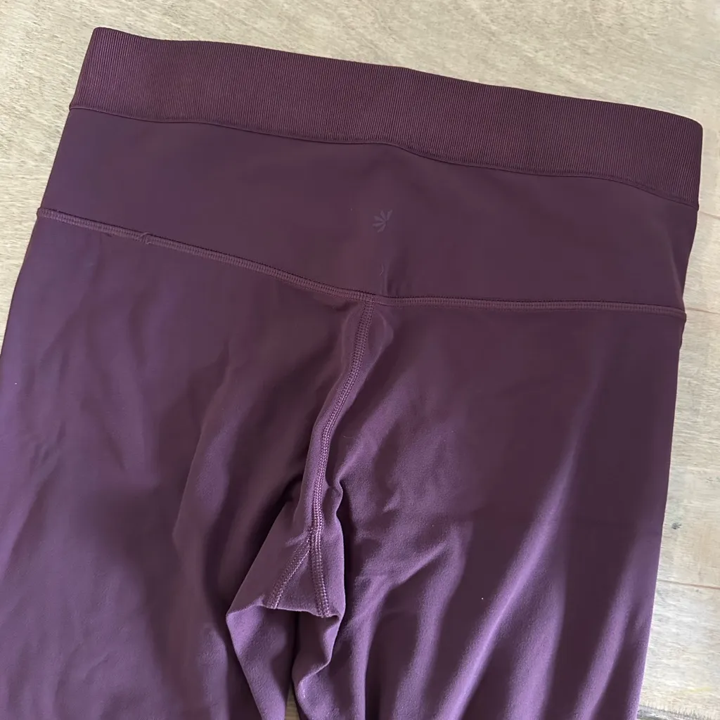 $100 Athleta Aura Split Hem Pant - burgundy Medium Petite - Image 6
