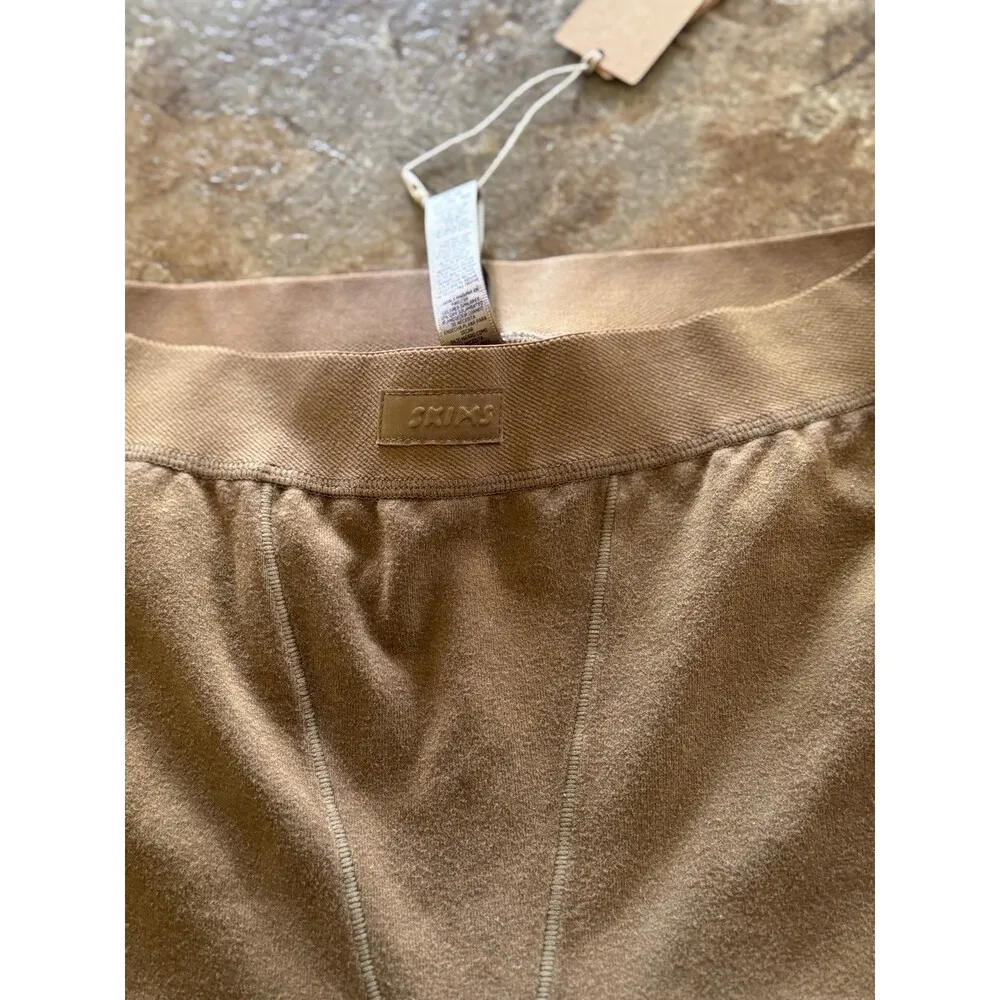 Skims Outdoor Seamed Bike Shorts Sepia Size Small - Image 4