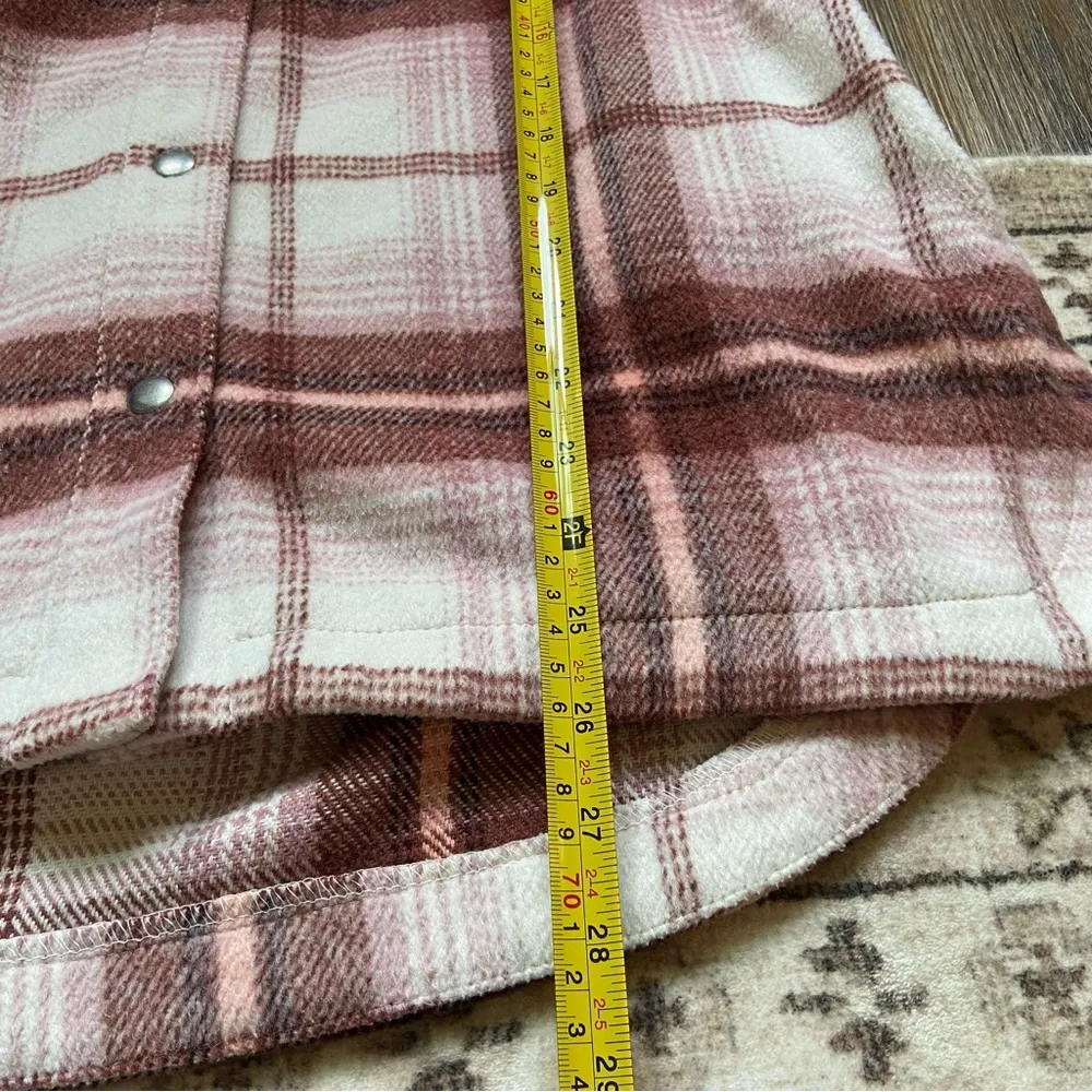 Old Navy Pink Plaid Shirt Jacket Shacket - Image 9