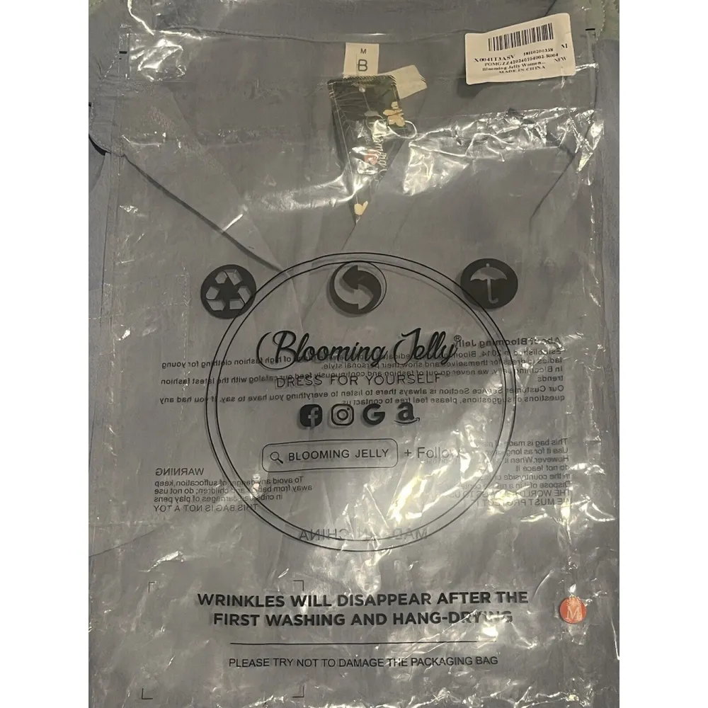 Blooming Jelly Swim Cover Top Womens Medium Light Blue V Neck Peasant Tunic NEW - Image 8