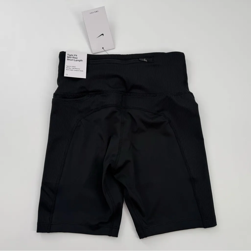 Nike Women's Tight Fit Mid Rise Ribbed Panel Biker Shorts Black Size XS NWT - Image 2