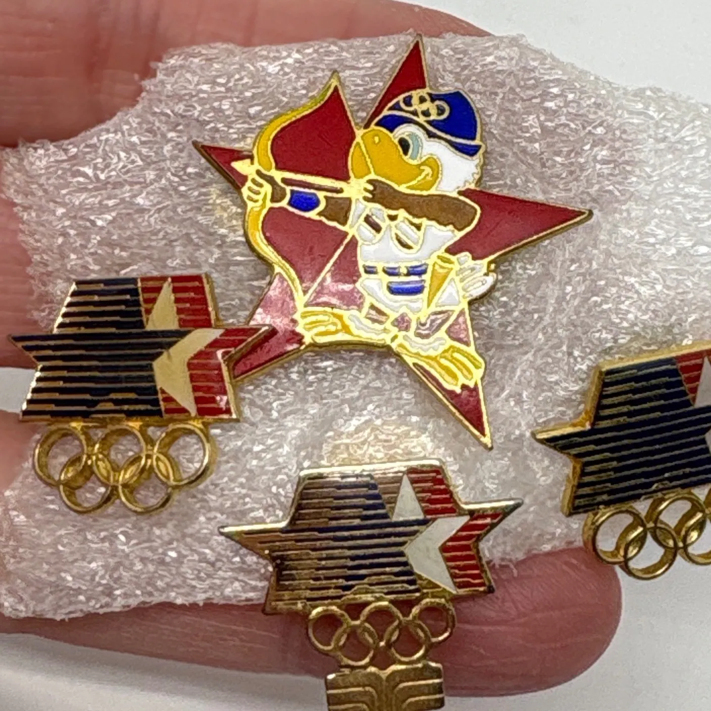 Vintage Olympic Mascots Pins Set 1980s Moscow Olympic Games Sam Eagle 1984 Red - Image 6