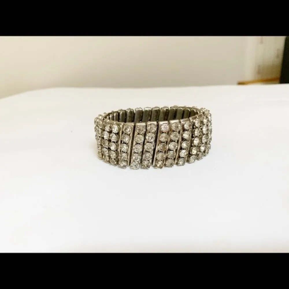 Vintage Rhinestone Accordion Stretch Bracelet - Image 4
