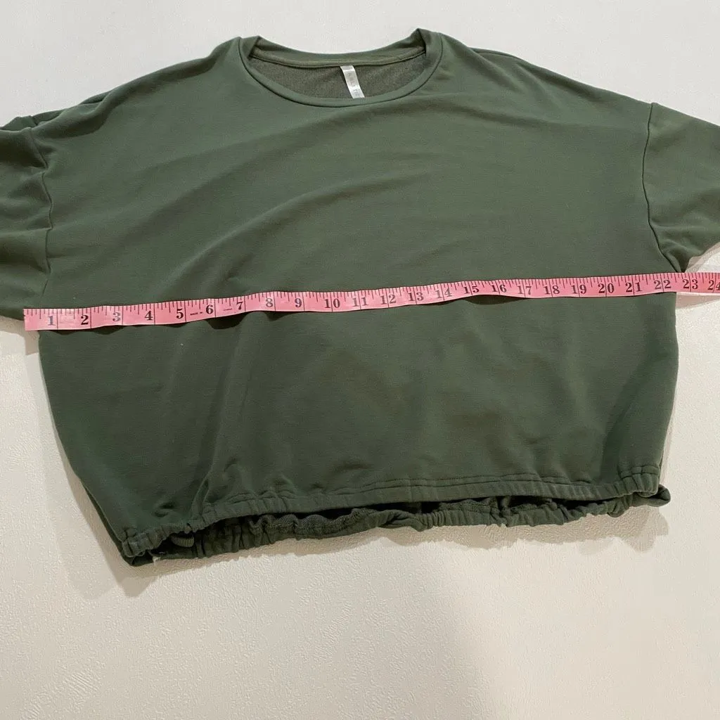 Fabletics Women’s Long Sleeve Top Medium – Olive Green Slouchy Cinched Hem Pullo - Image 5