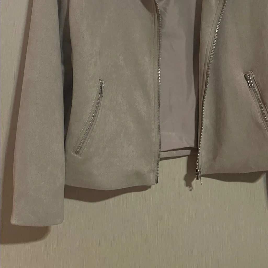 Maurice’s medium tan suede like dress silver zipper moto jacket blazer - Image 2