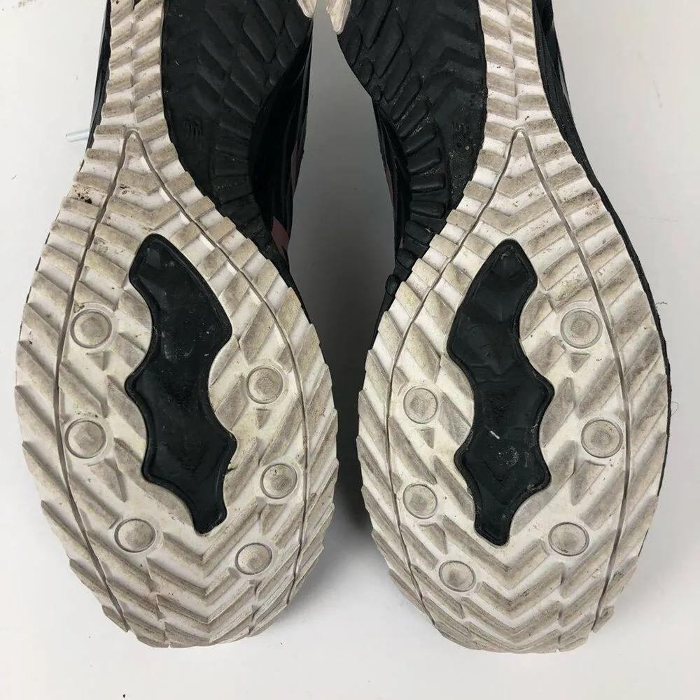 New Balance Women's Racing Sneaker Size 8 - Image 13