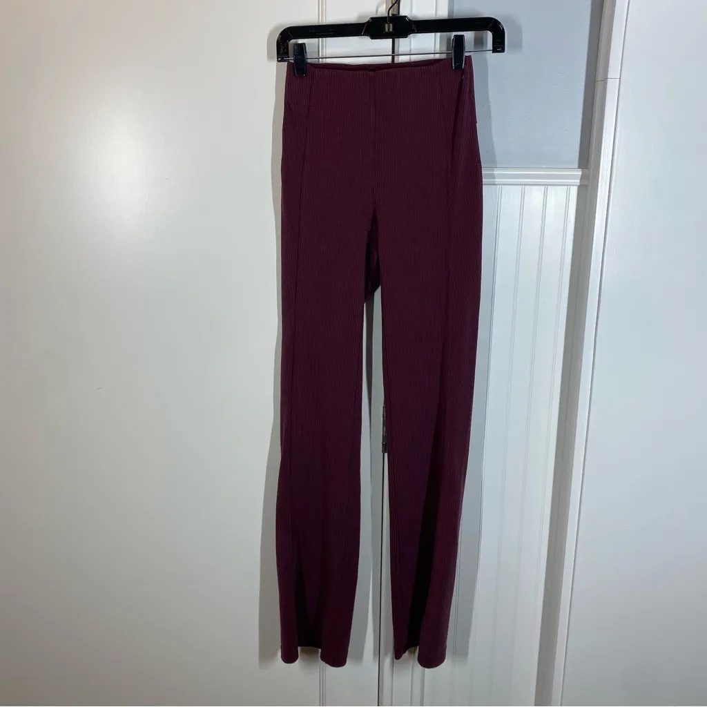 Lululemon Ribbed Softstreme Flared Pant Regular‎ Garnet red size 2 - Image 2