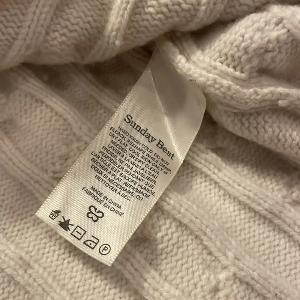 Aritzia Sunday Best - Image 4