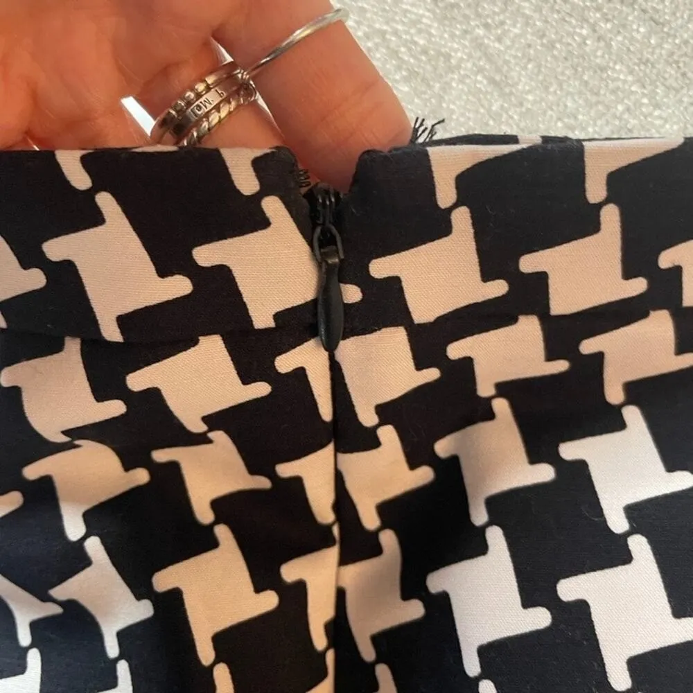 MICHAEL KORS Womens Skirt Black White Houndstooth Pattern Mini Size 2‎ - Image 2