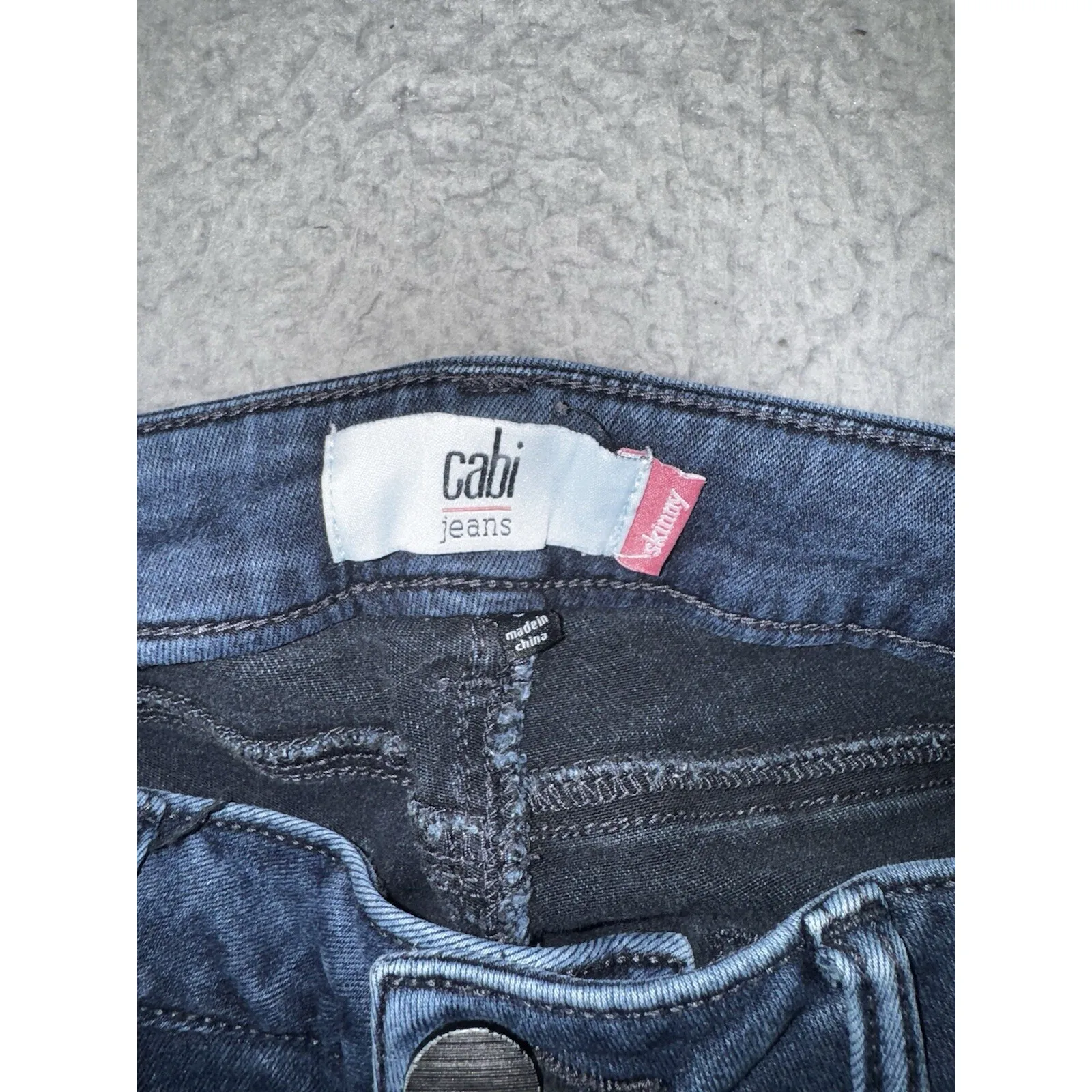 Cabi Jeans Women 6 Low Rise Skinny Distressed Dark‎ Wash Denim Boho Casual - Image 6