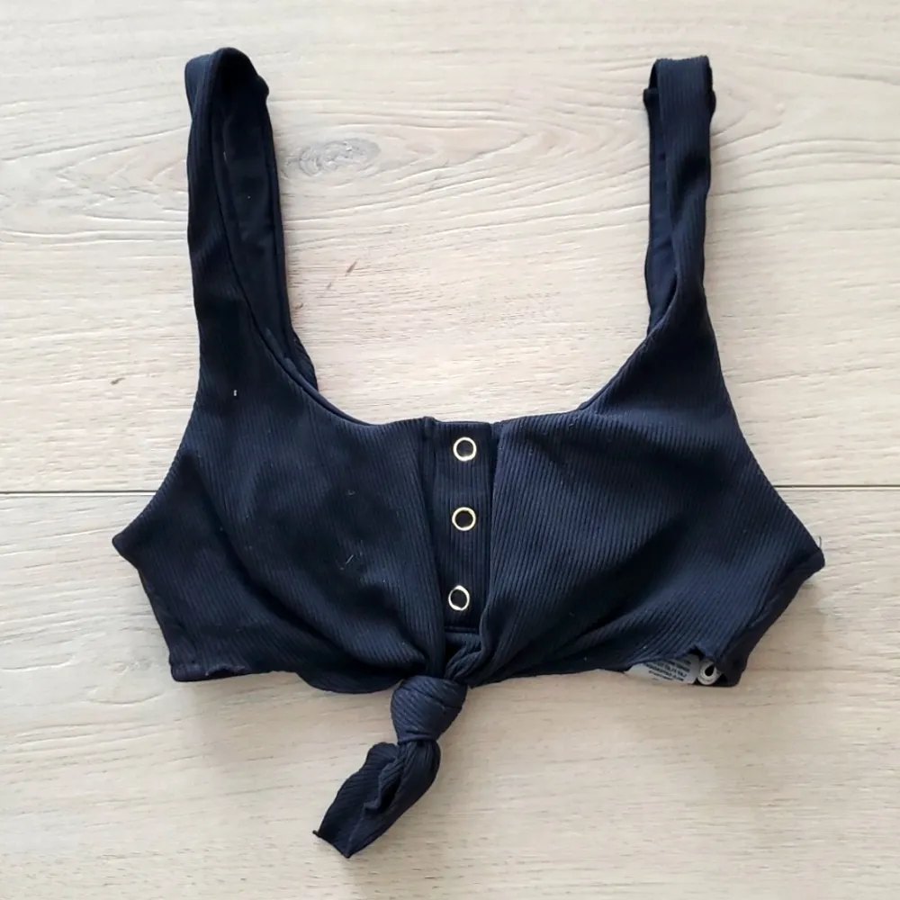 Beach Bunny Sexy Knot Front Bikini Top - Image 2