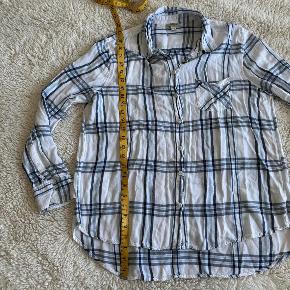 Woolrich  Classic Plaid Button-Up Shirt - Size XL - Image 8