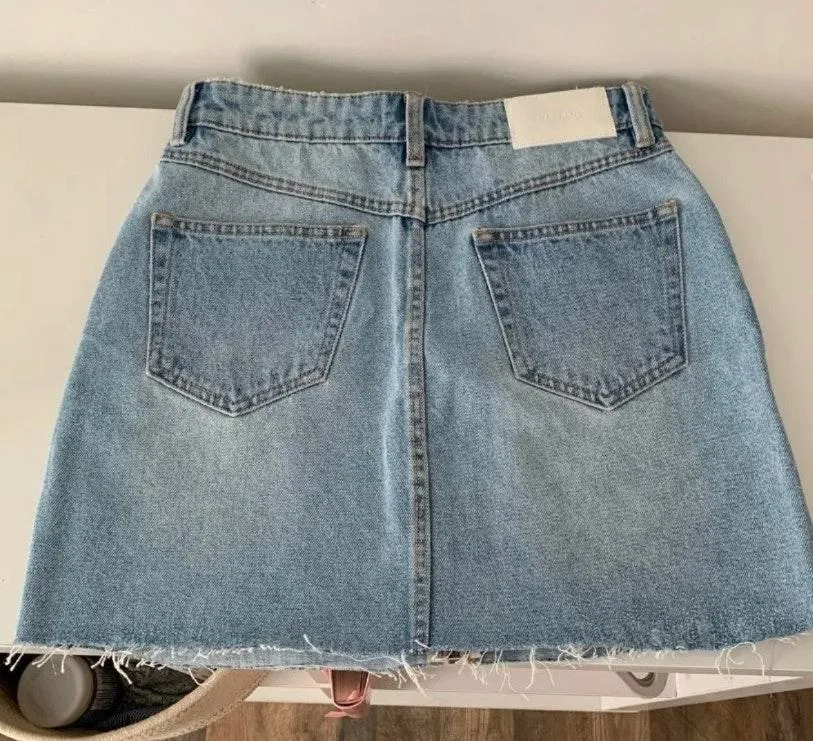 ZARA mini skirt - Image 3