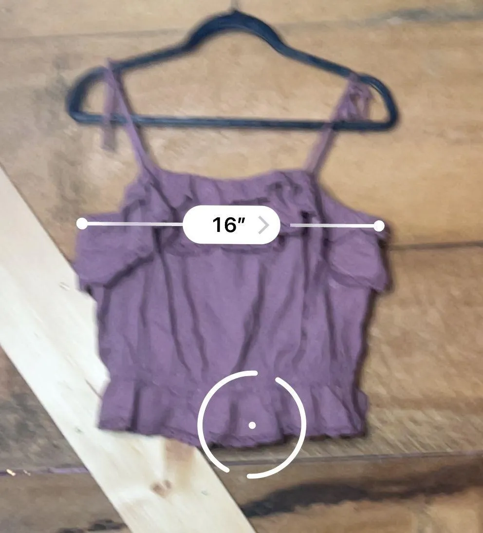 Women’s Eyelet Ruffled Tie-Strap Crop Top Ruffle Front Size Large - Image 8