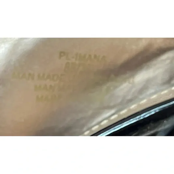 BCBG GENERATION BLACK PATENT‎ LEATHER WEDGE WOMEN'S SIZE 8 - Image 13