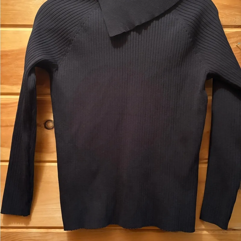 Marc New York Sweater with gold buttons - Image 6