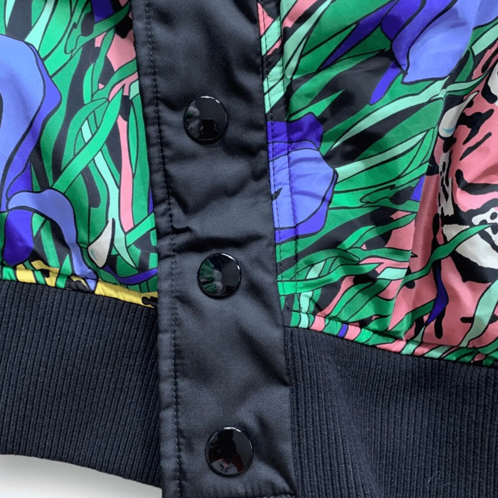 Gucci NWT Reversible Multicolor Tiger Leopard Jungle Print Bomber Jacket Size 38 - Image 10