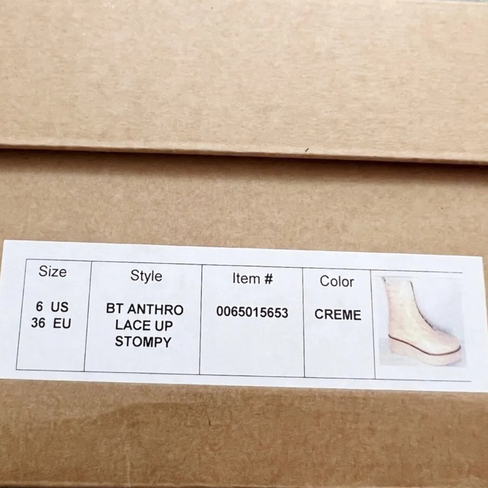 NWT NIB Anthropologie Boots lace up - Image 14