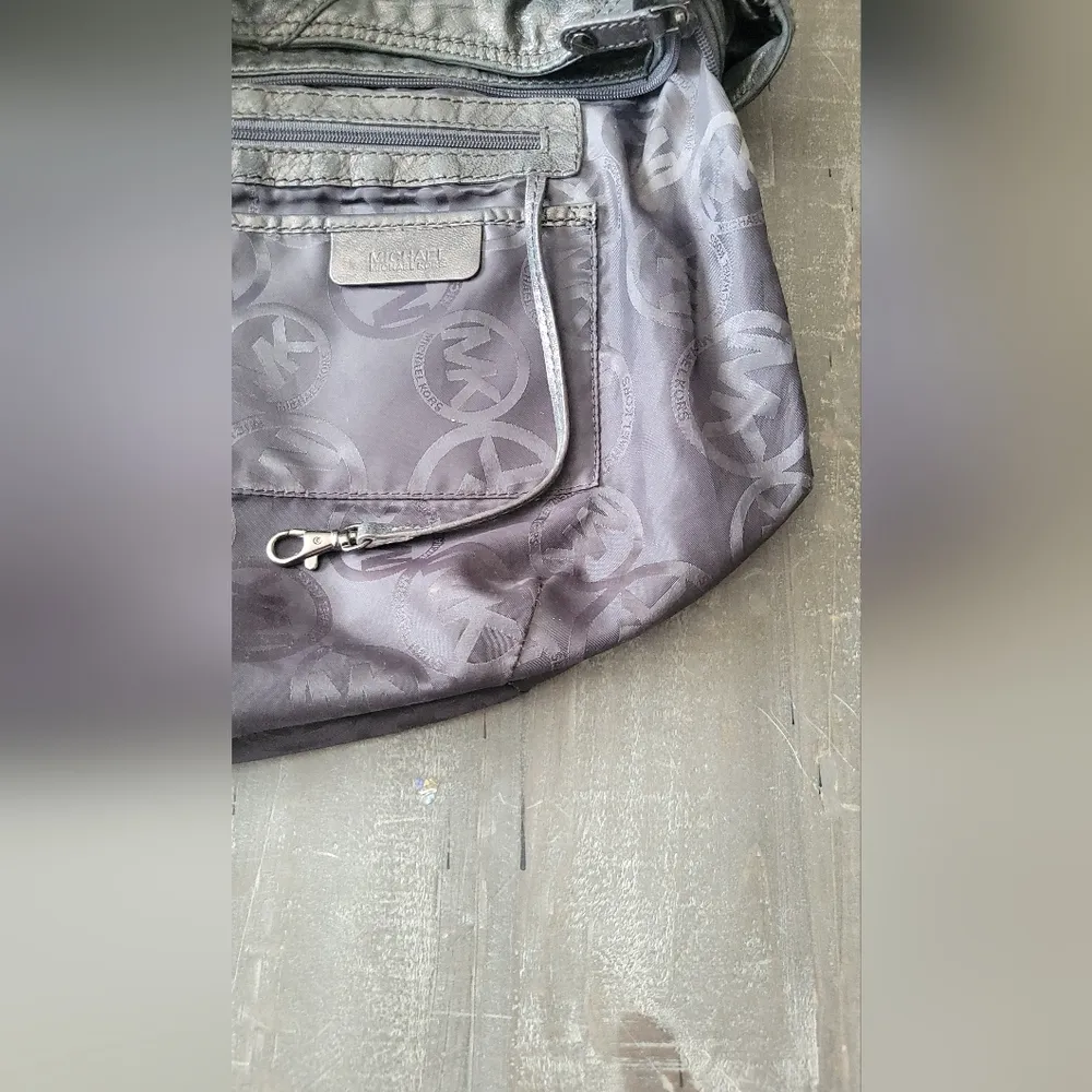 Michael Kors Collete Purse Gun Metal Metallic Shoulder Bag - Image 11