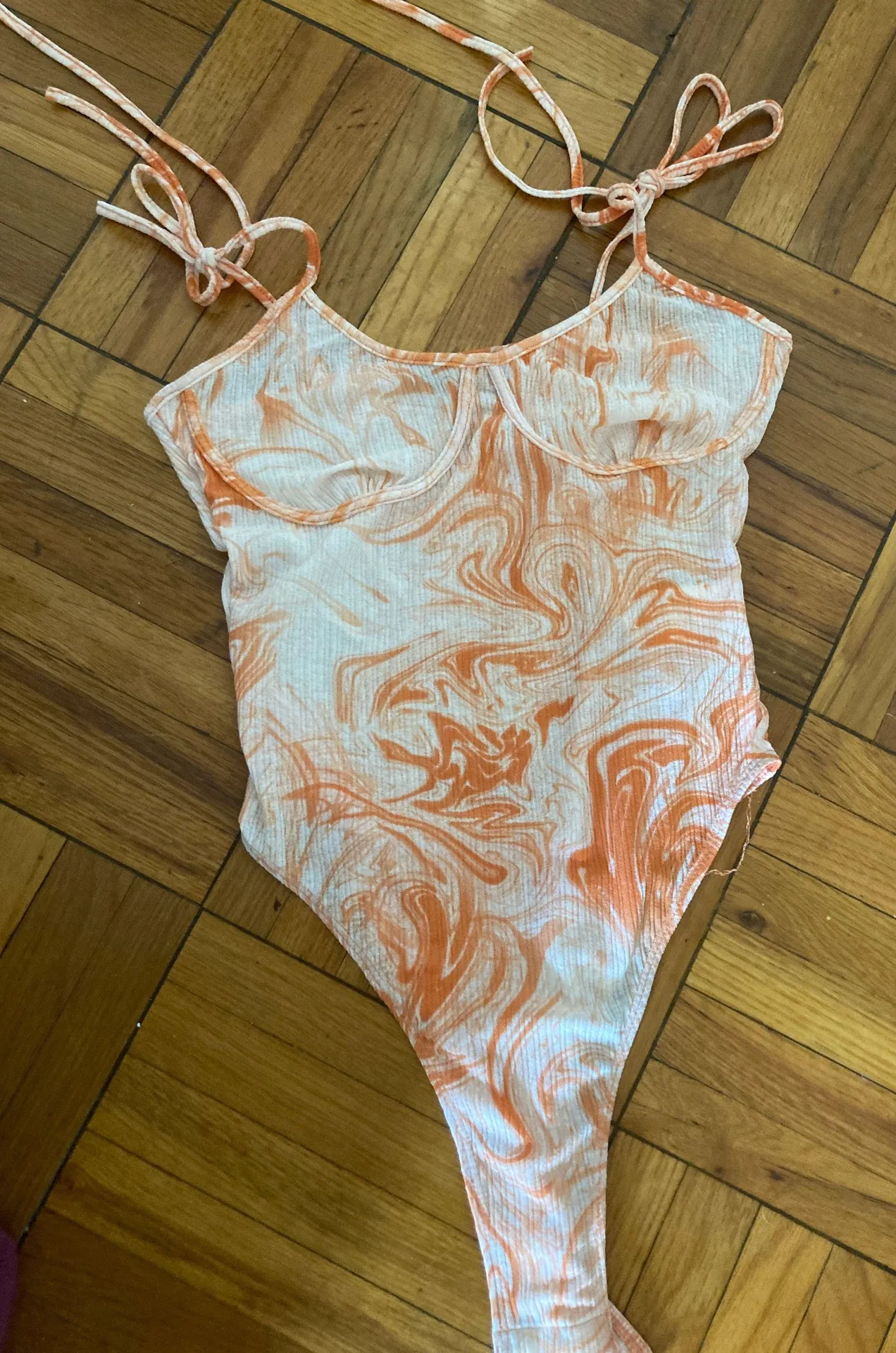Marble Body Suit Orange Size M - Image 2