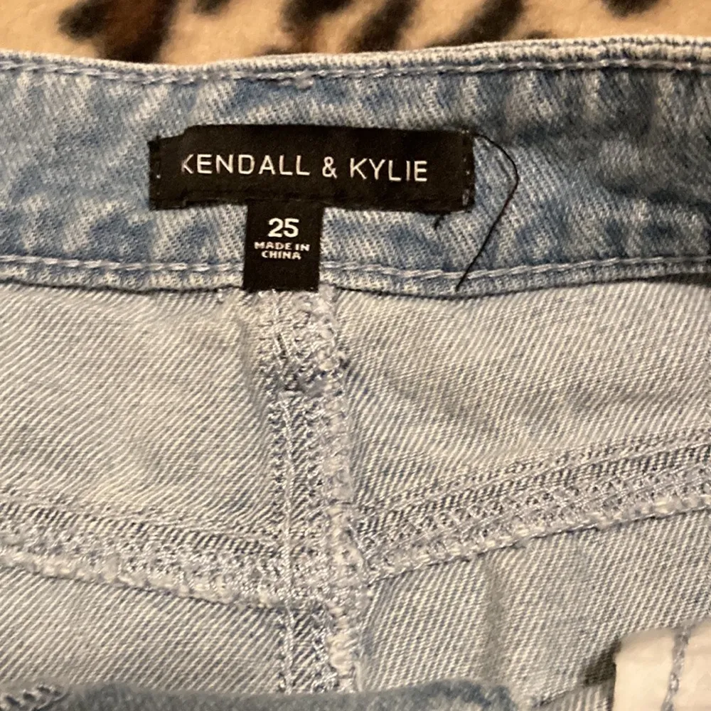 Kendall & Kylie Denim Mini Skirt Women’s Size 25 (0) Lace Up Jean Skirt - Image 3