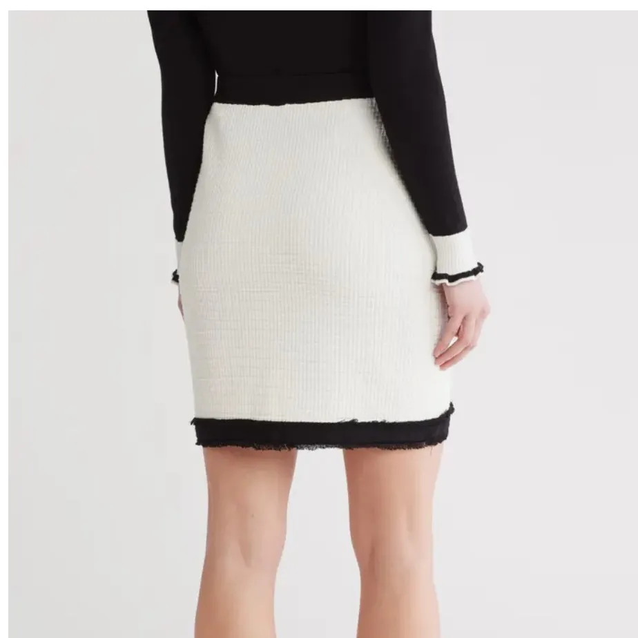 Adrianna Papell Fringe Trim Tweed Miniskirt in Ivory Black Size XSmall NWT - Image 2