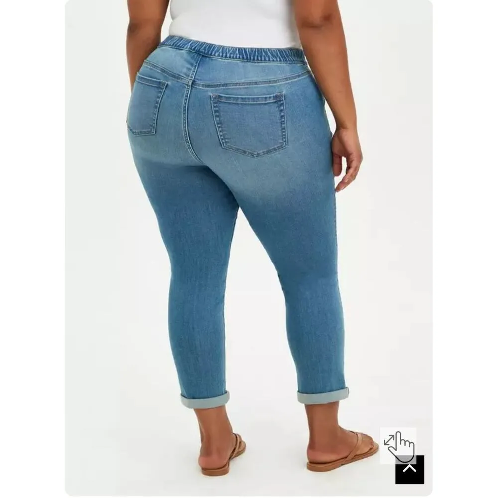 Torrid Pull-On Boyfriend Straight Super Soft Mid-Rise Jean Size 5X Plus - Image 3