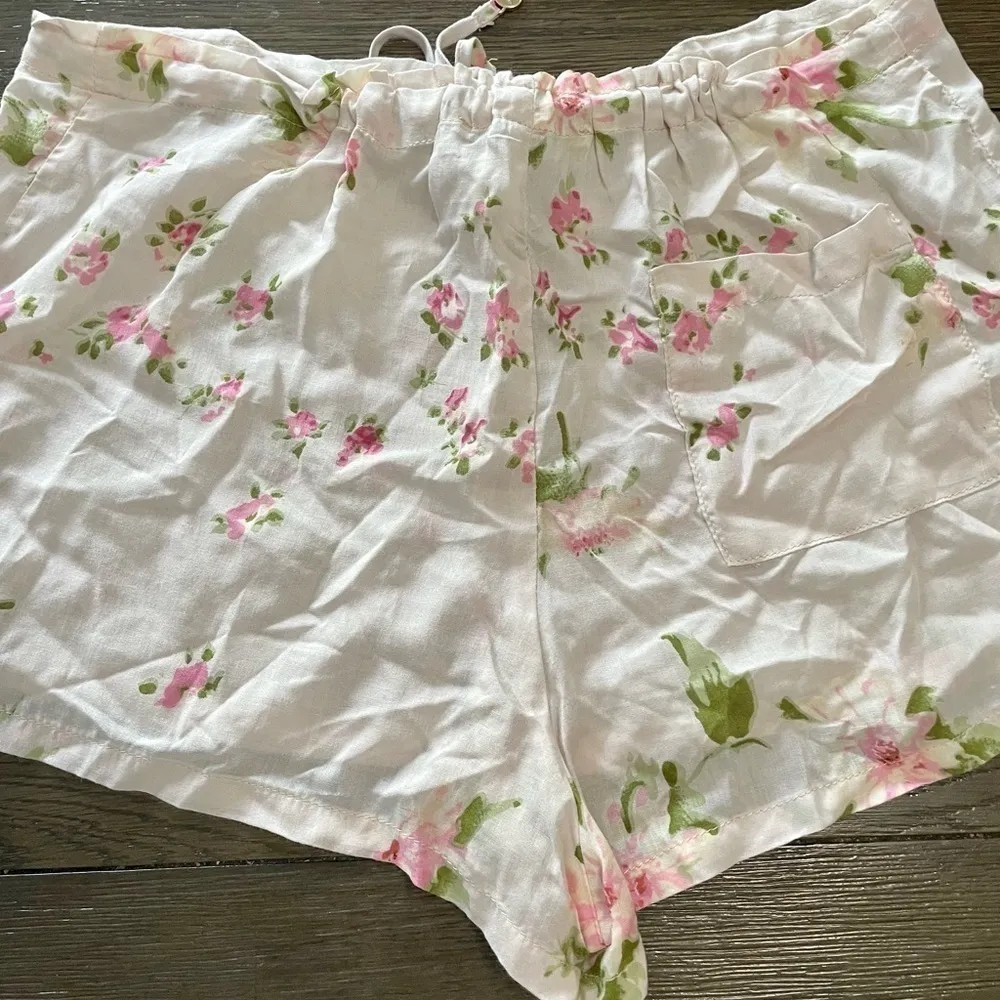 𝅺WILDFOX 🦊💋 pink blossom sunshine shorts Vintage- swim coverup/sleep/lounge - Image 6